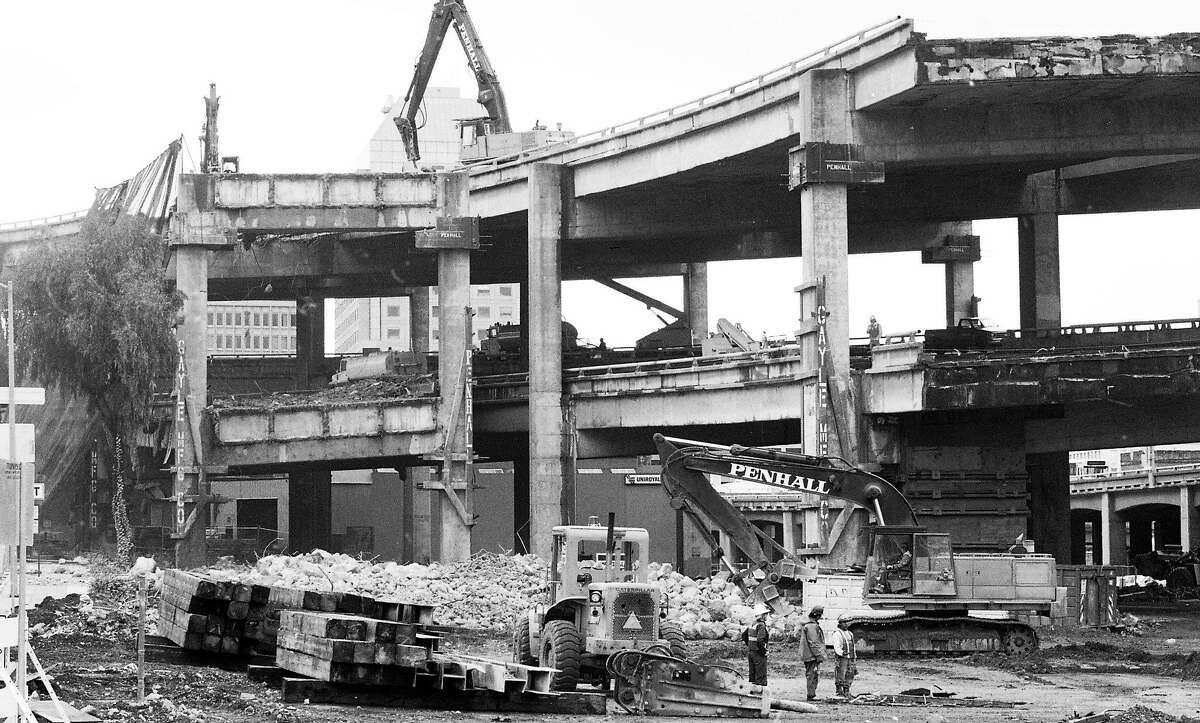 Demolition of the Embarcadero Freeway Offramp from the Bay Bridge, February 8, 1993