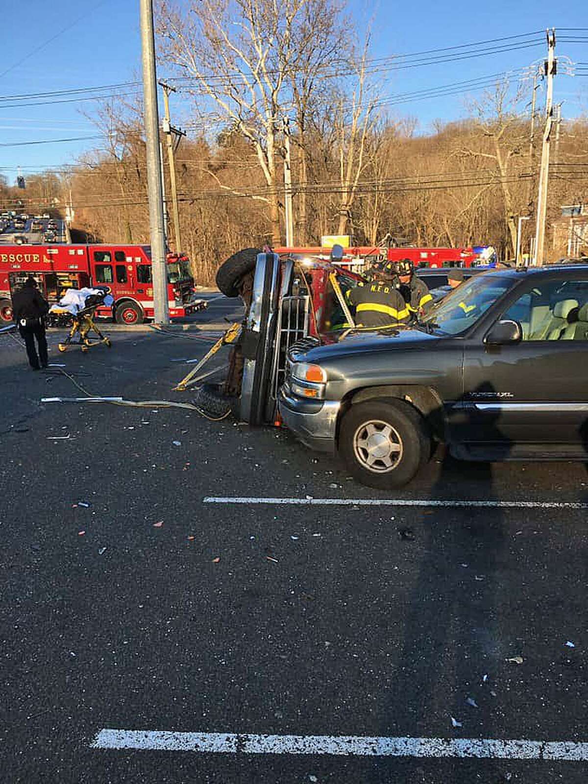 Norwalk Ct Crash 07 - 2p3arxg