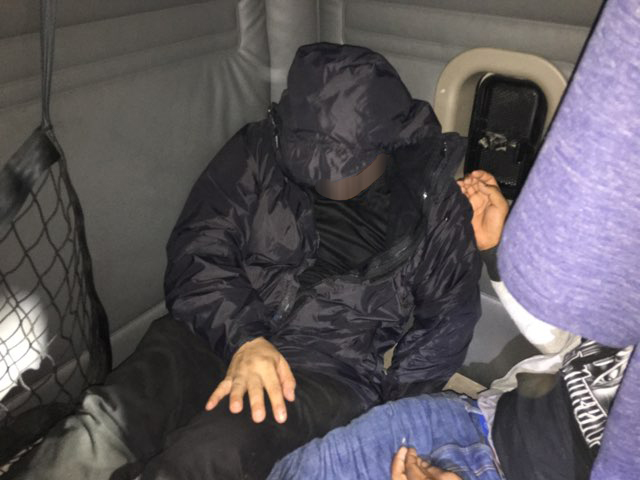 Laredo Border Patrol agents intercept human smuggling attempt at I-35 ...