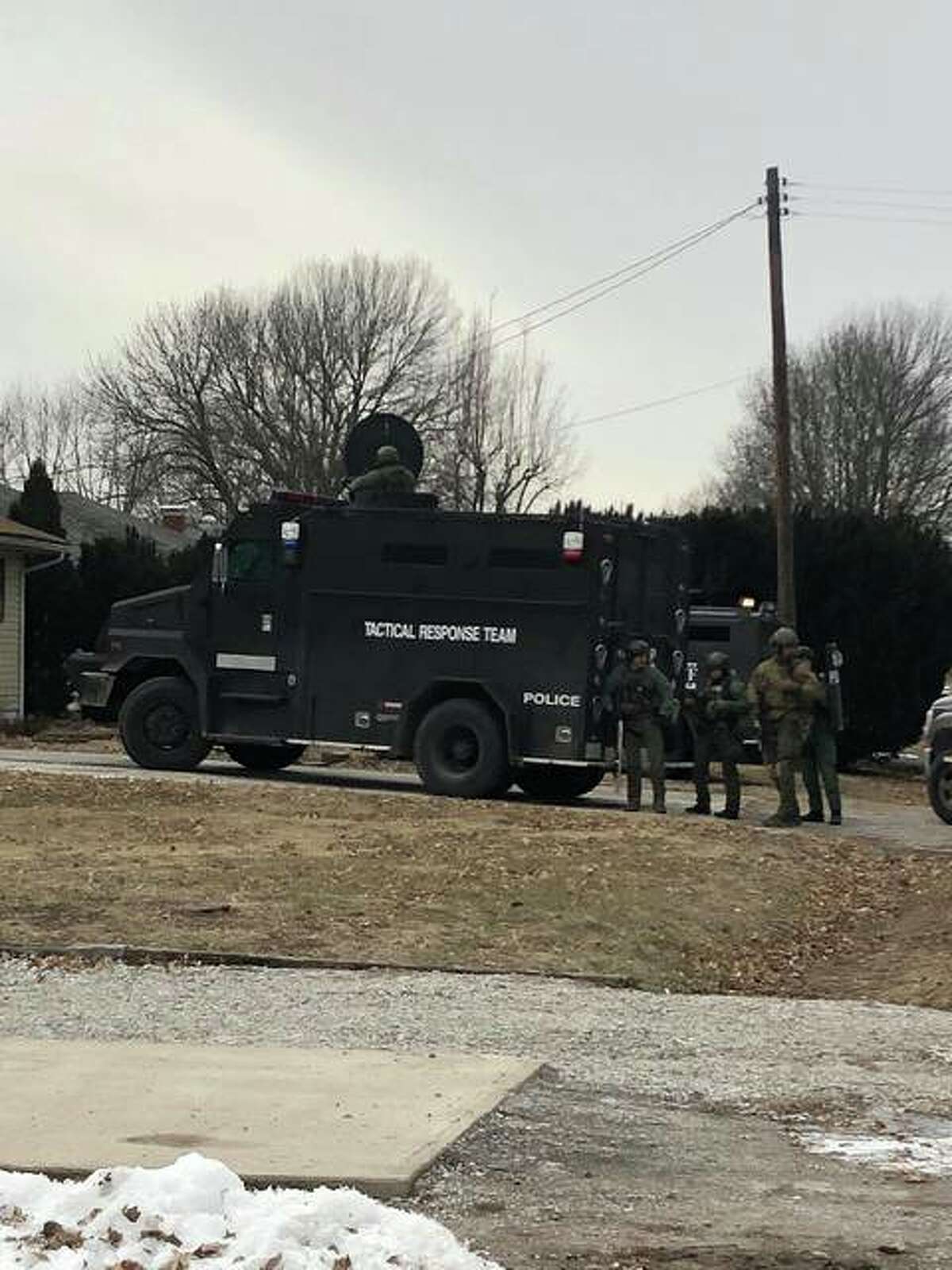 Bethalto man barricaded in home surrenders to tactical response team