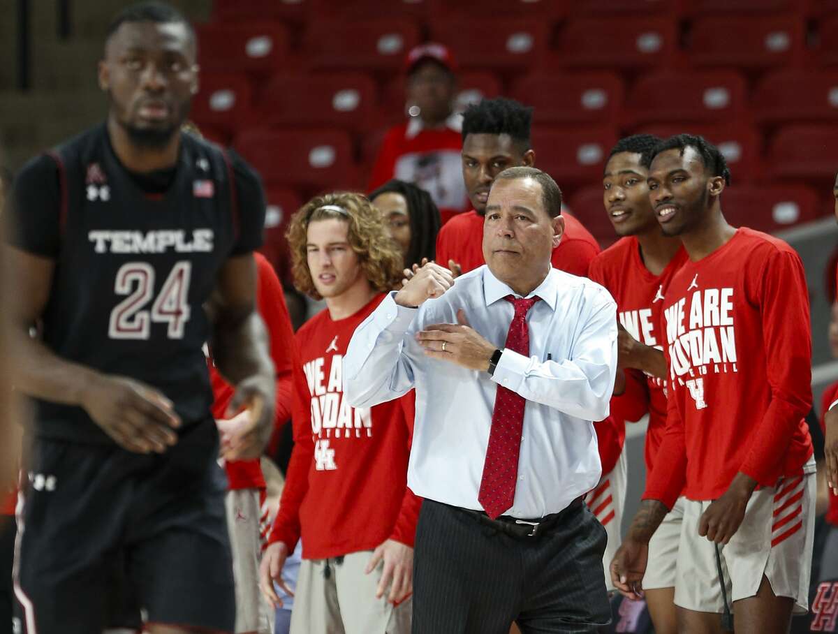Houston head coach Kelvin Sampson pumps his fist after a Cougars' score against Temple during the first half on a NCAA basketball game at Fertitta Center on Thursday, Jan. 31, 2019, in Houston.