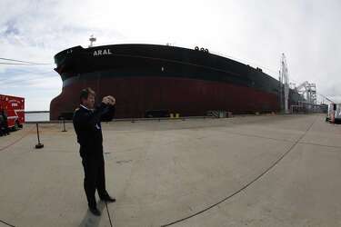 Supersize Me Moda Midstream Has Vlcc Sized Plans For Exports Houstonchronicle Com