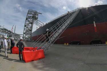 Supersize Me Moda Midstream Has Vlcc Sized Plans For Exports Houstonchronicle Com