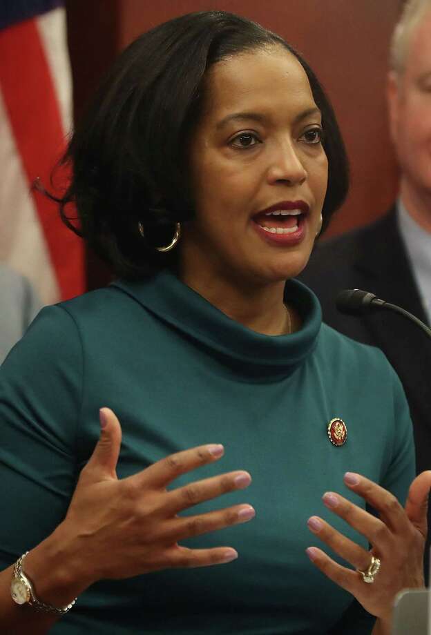 Rep Hayes Gun-safety vote brings Hayes and Esty together - Connecticut Post