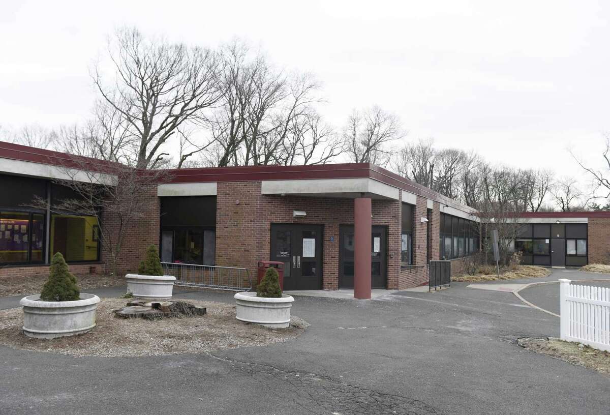 New Lebanon School works on finishing details