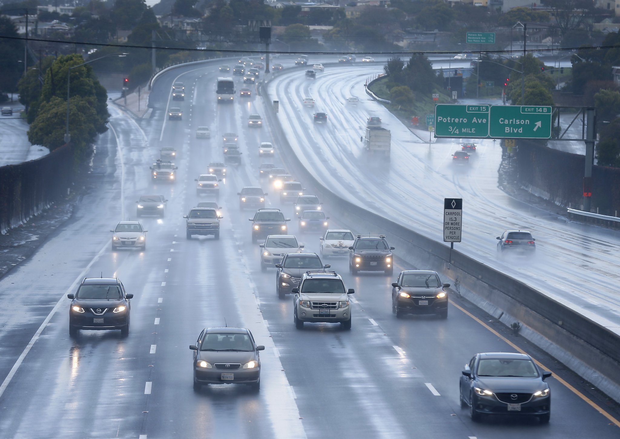 Rare late spring storm hitting Bay Area like ‘wringing out a sponge