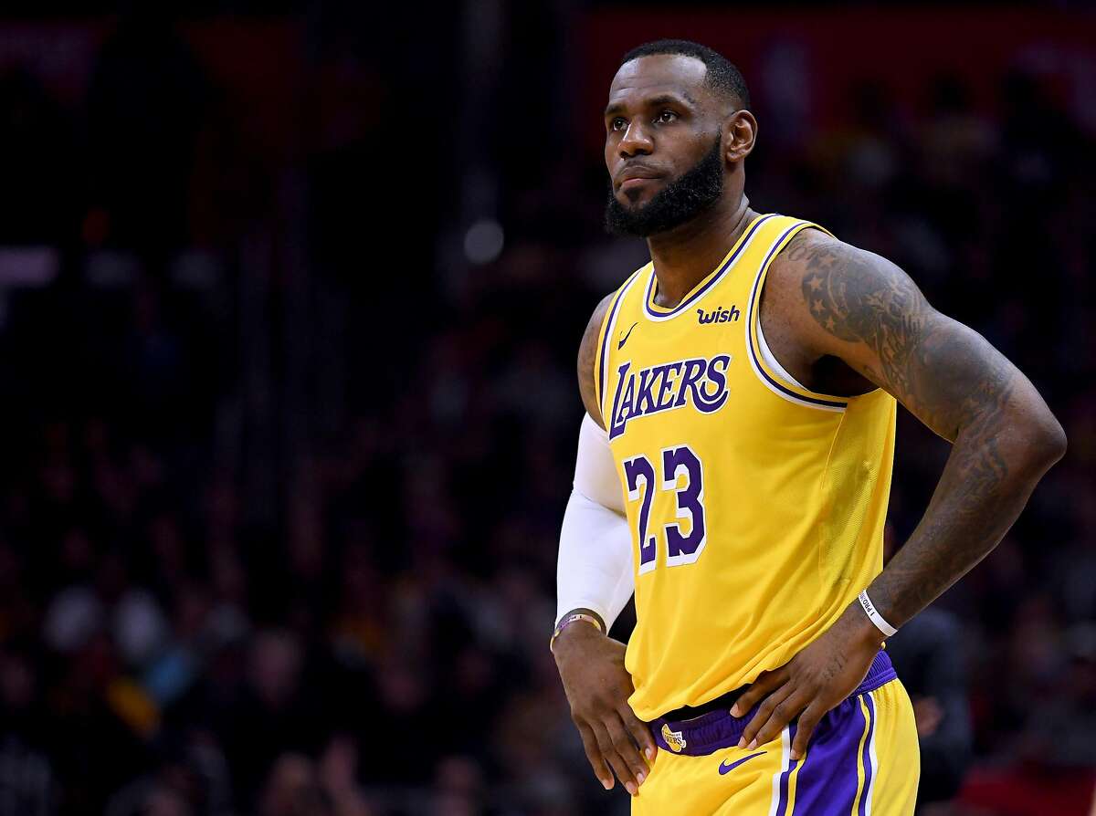 Los Angeles Lakers: LeBron James' best games at the Staples Center