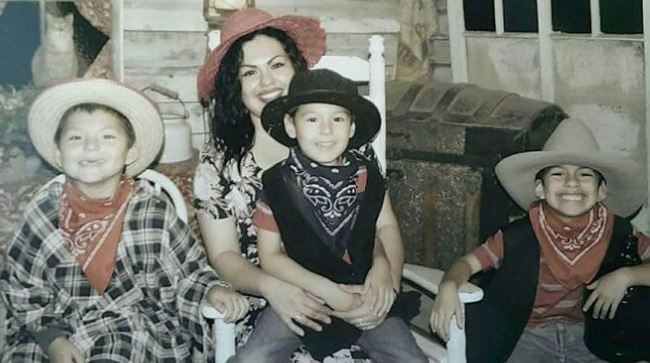 Pregnant mother, 3 children killed in chain-reaction highway crash