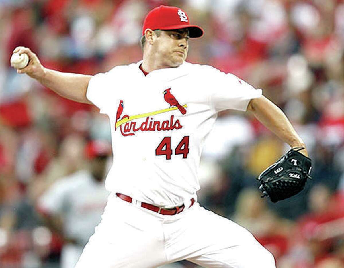 Cardinals pitcher Jason Isringhausen, a graduate of Southwestern High and Lewis and Clark Community College, delivers a pitch in a 2007 game at Busch Stadium. He is one of six players nominated to the 2019 St. Louis Cardinals Hall of Fame.