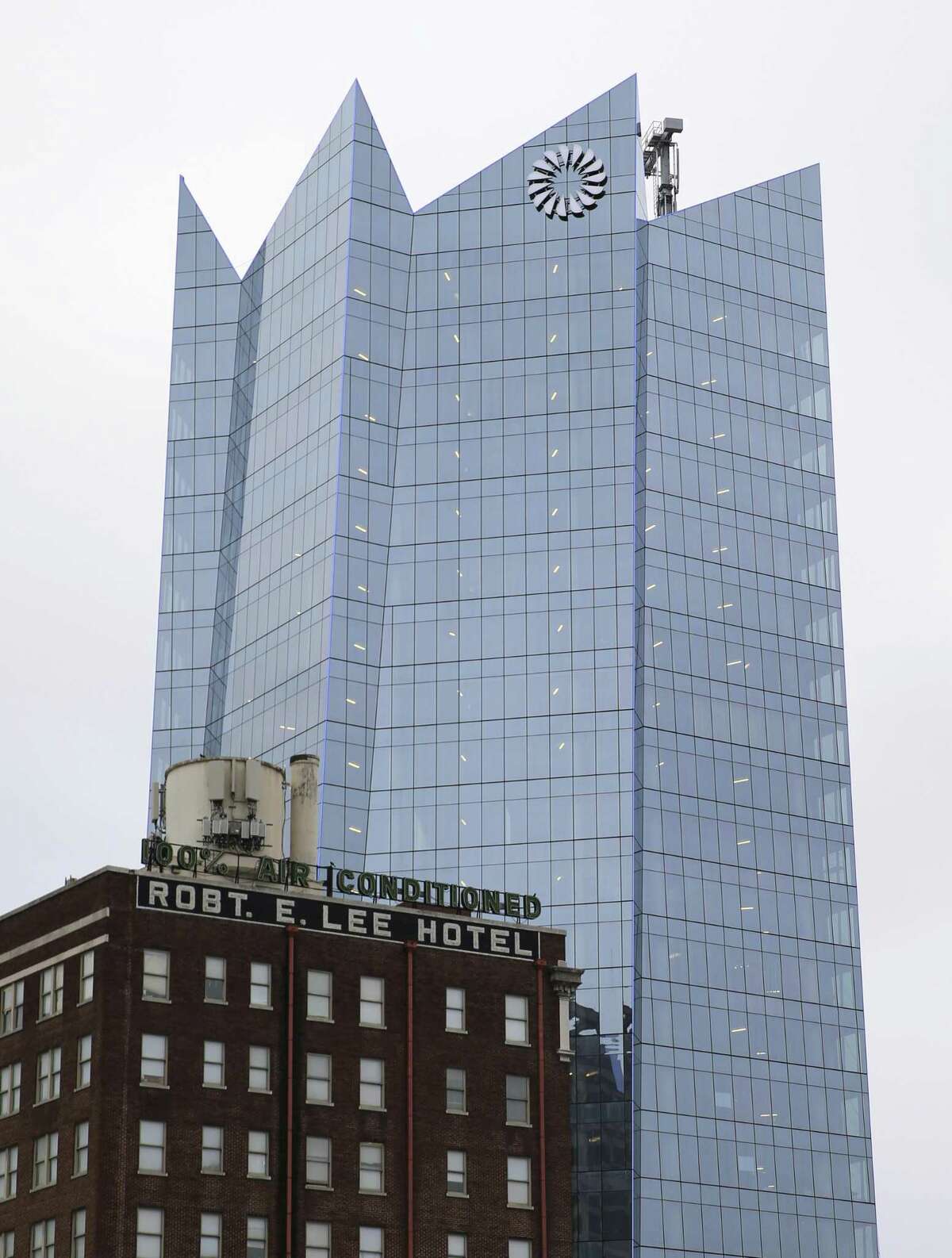 San Antonio's new Frost Bank Tower gets likened to drill ...
