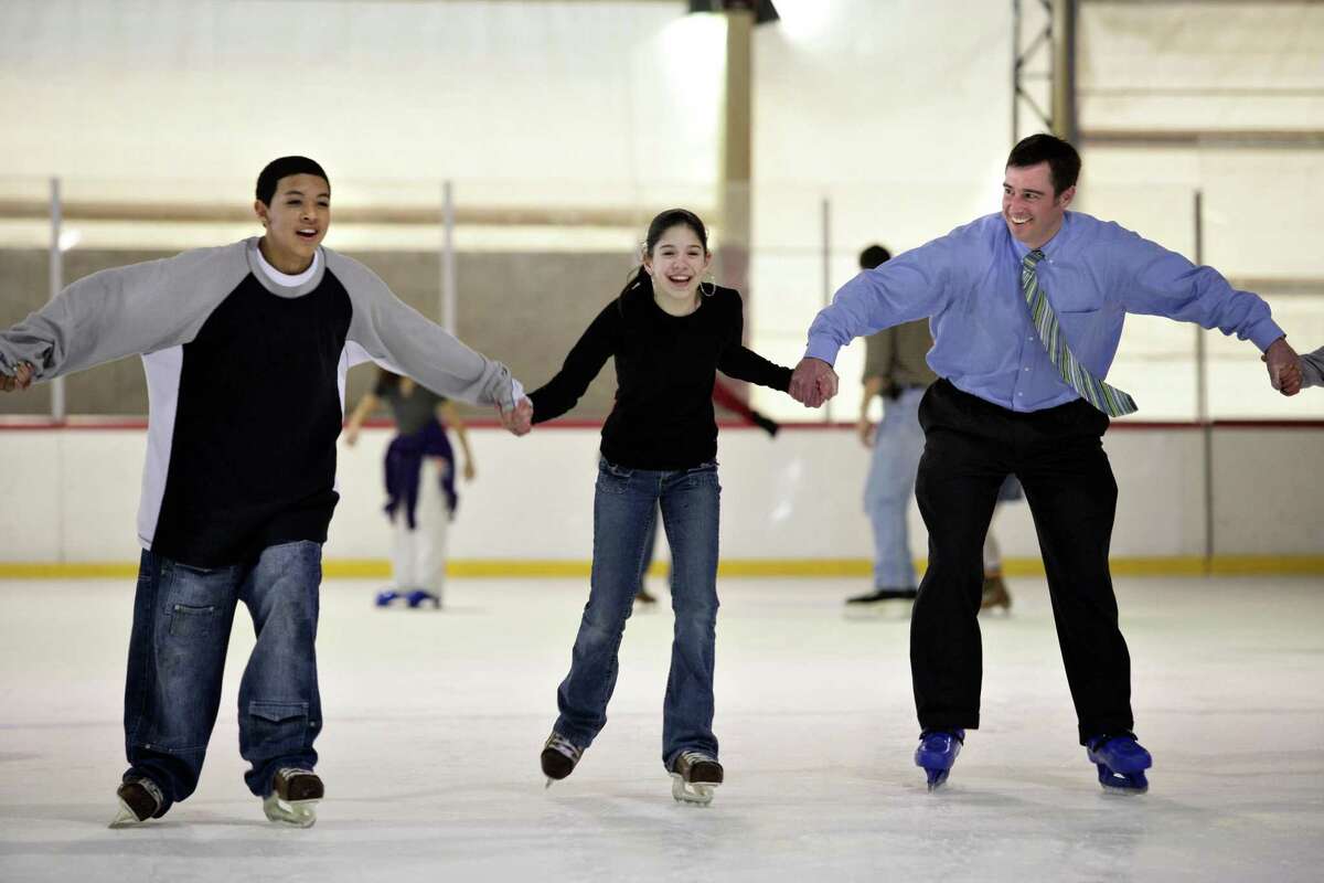 New Haven’s Ralph Walker ice rink to reopen for a month
