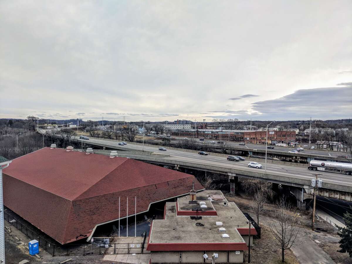 New Haven’s Ralph Walker ice rink to reopen for a month