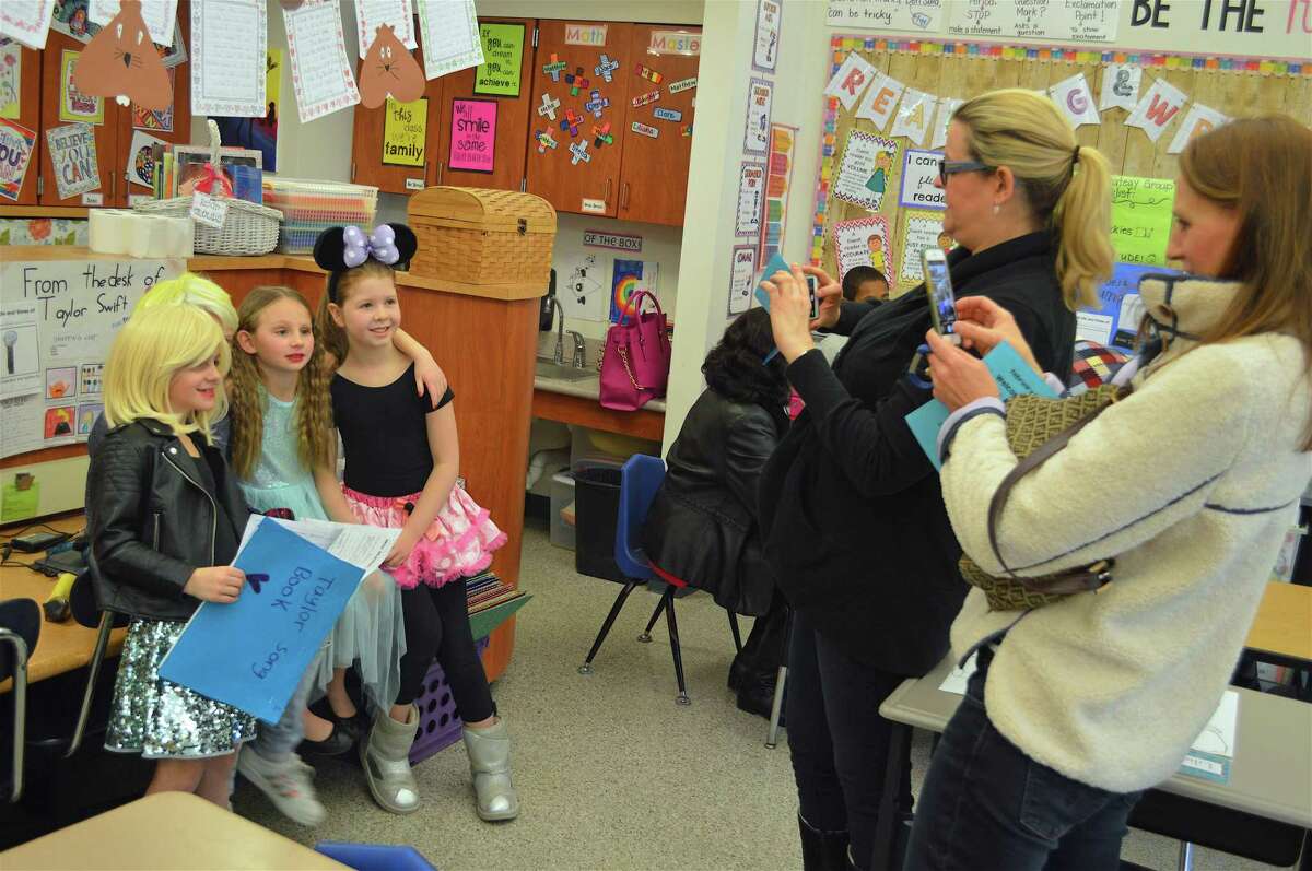 In pictures / Living Wax Museum in Easton