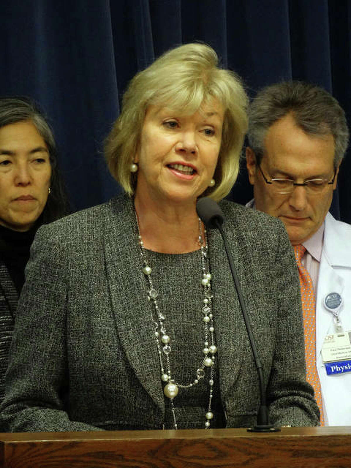 State Sen. Julie Morrison, a Democrat from Deerfield, said Tuesday during a press event in Springfield that raising the minimum age to purchase tobacco products in Illinois will reduce the state’s health care costs by millions of dollars. This issue is personal to her, she said, because her father began smoking at 14 and died at 57.