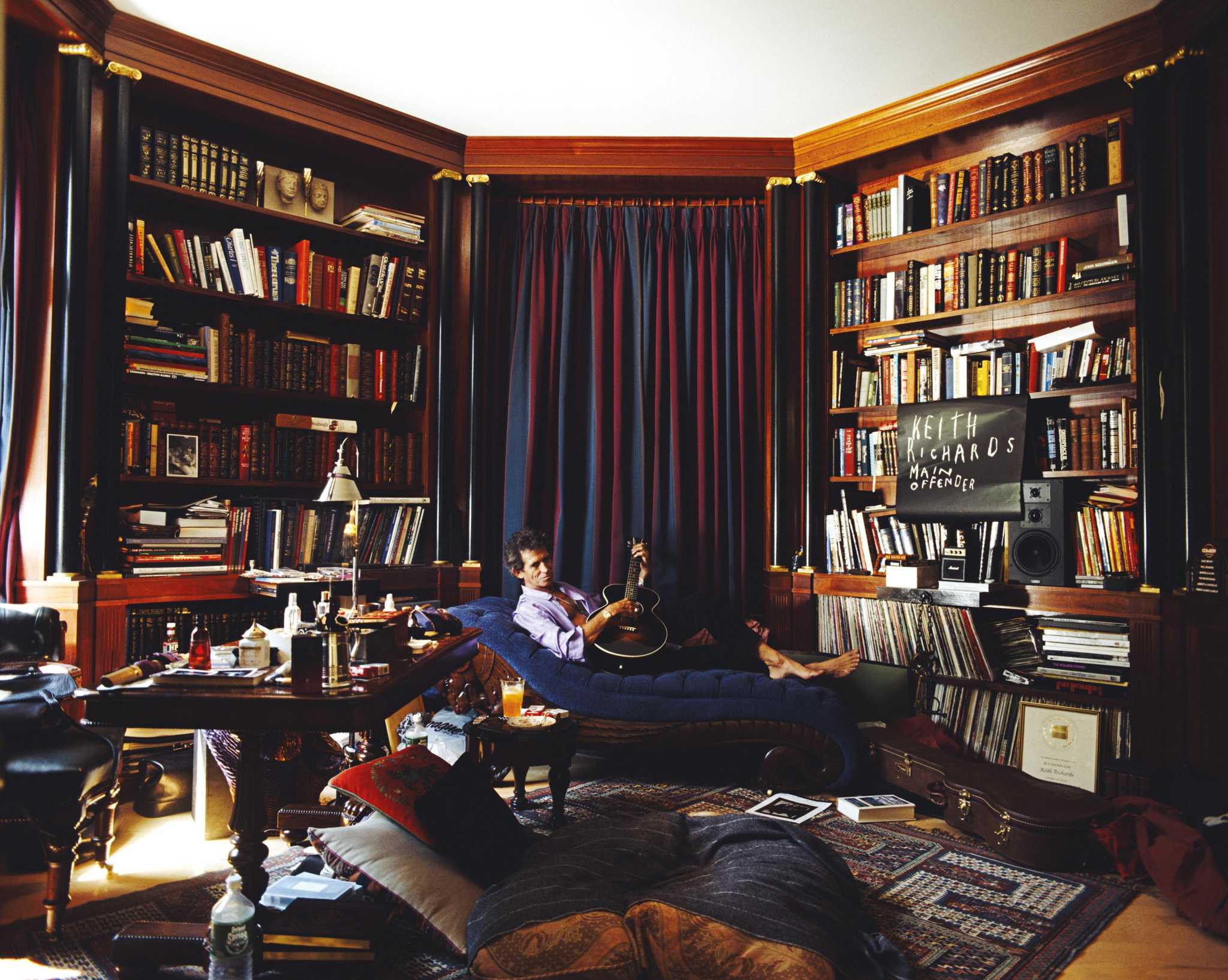 Rock Stars at Home' explores Keith Richards' mansions, including his Weston  colonial
