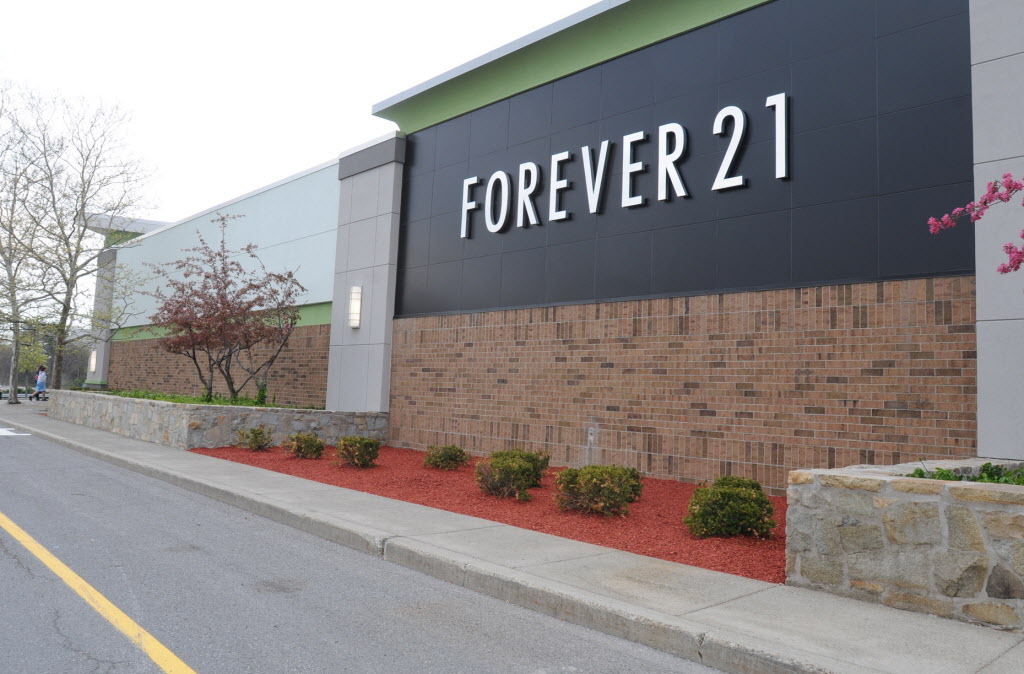 Forever 21 closes its store at Queens Center mall, six months