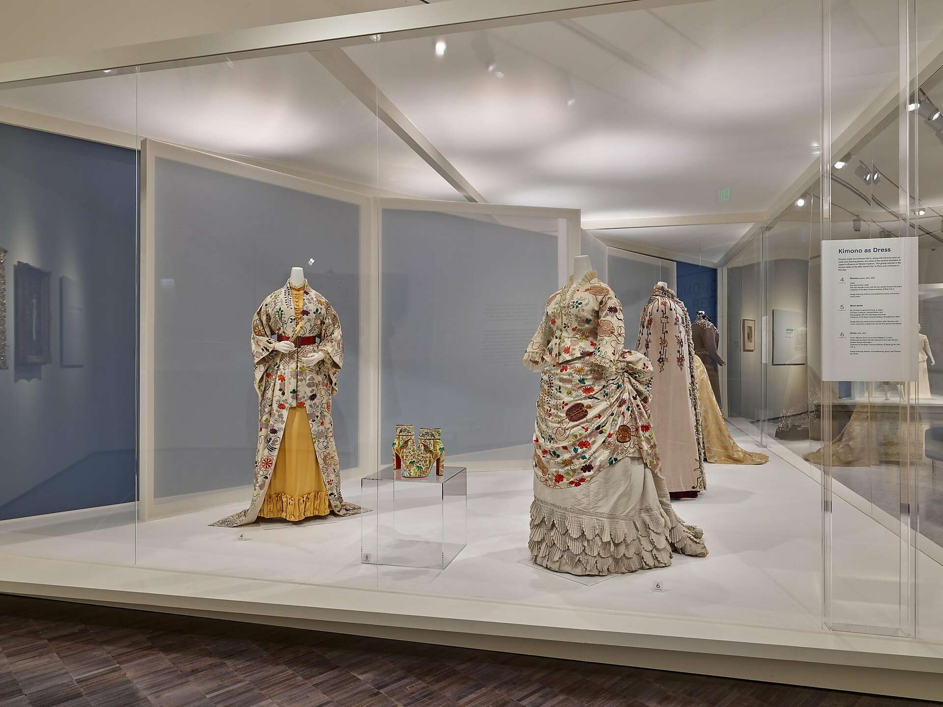 Asian Art Museum shows the kimono's international reach in