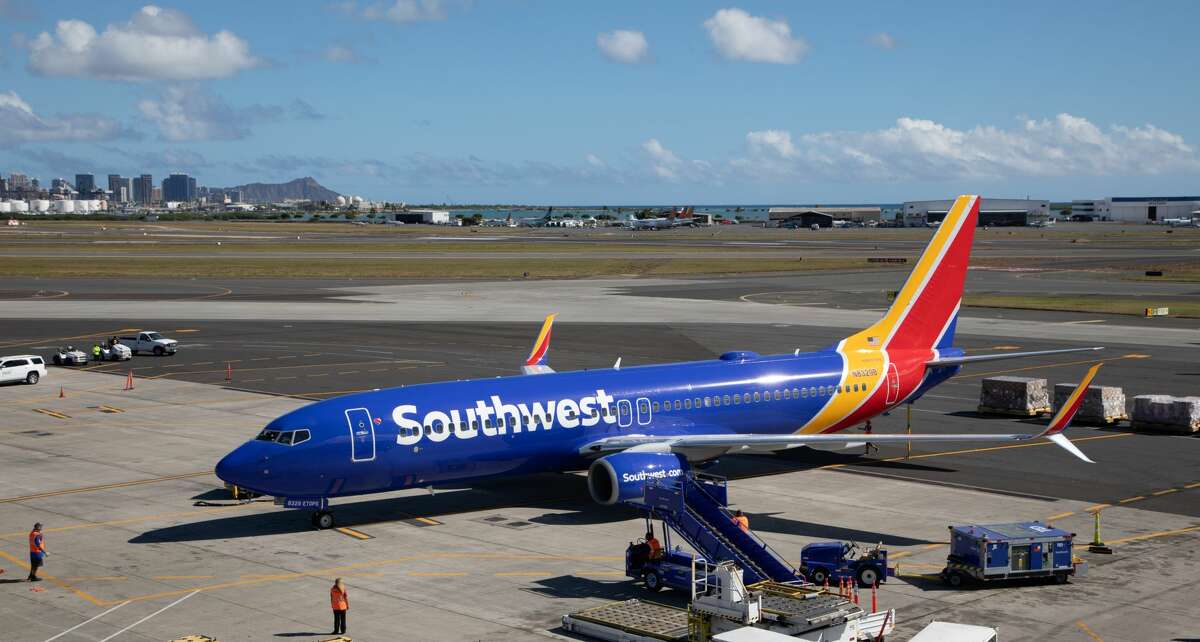 Southwest Airlines kicks off Hawaii flights with $100 roundtrips