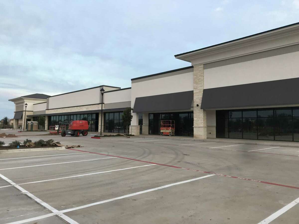 Riverstone Place Shopping Center will welcome Pacific Dental, Starbucks and Supercuts when it opens in spring 2019. Wulfe & Co. developed the 28,000-square-foot center at the southeast corner of University Boulevard and LJ Parkway in Sugar Land.
