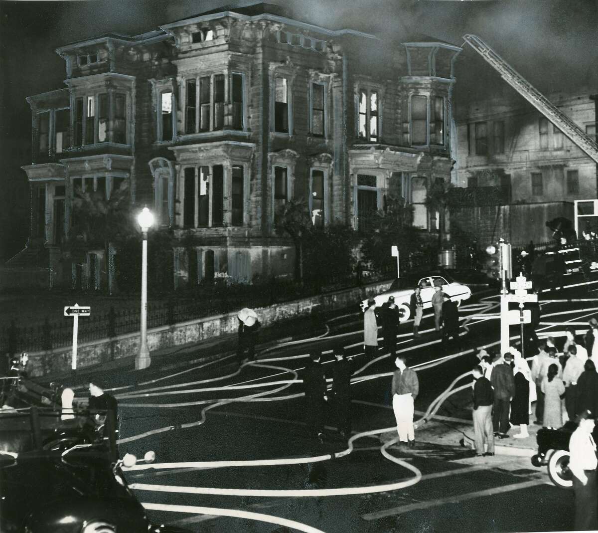 A fire, perhaps set by transients or youngsters, tore through the Fortman Mansion at 1007 Gough Street. It had been featured in the movie Vertigo, July 23, 1959