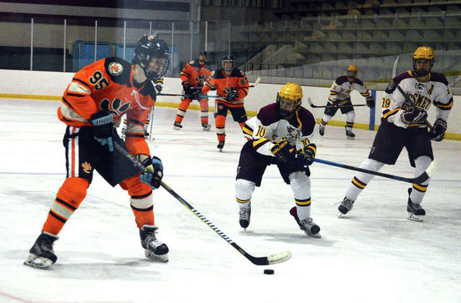 ICE HOCKEY: Loss To De Smet Ends Season For Tigers - The Edwardsville ...