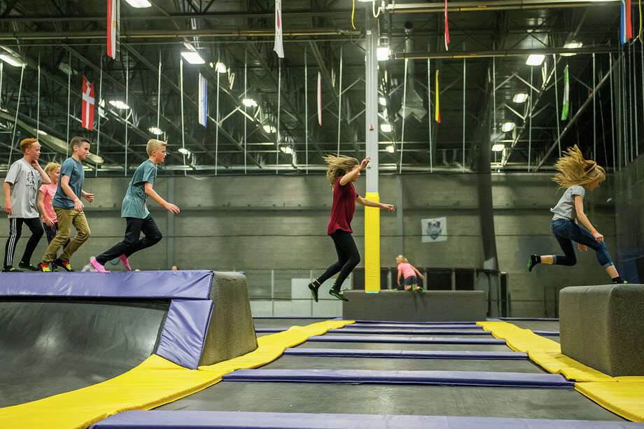 Indoor trampoline park opens at Crossgates Mall - Times Union