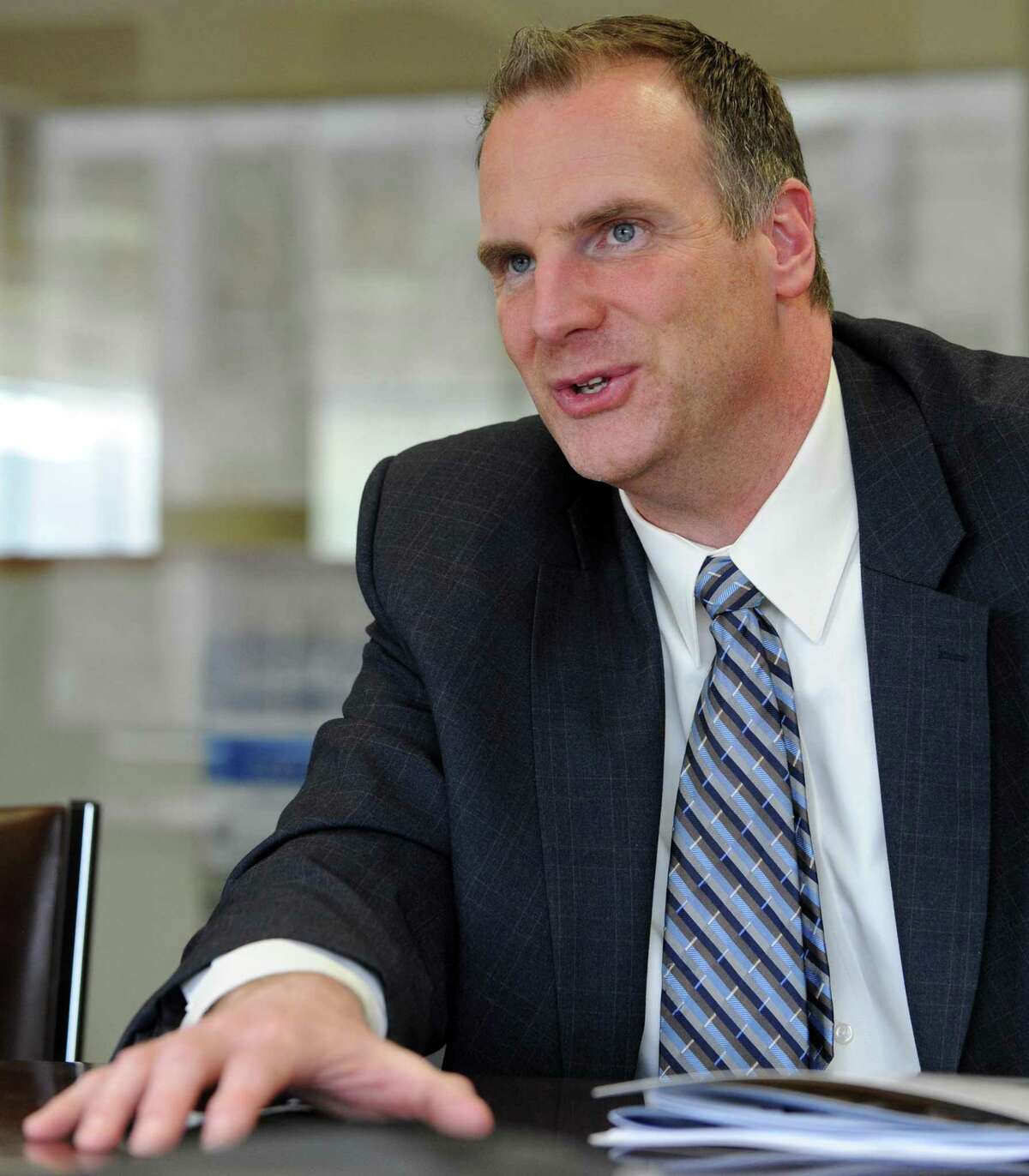 Joe DeLong, executive director of the Connecticut Conference of Municipalities, met with the Hearst Connecticut Media Editorial Board in 2016 in Bridgeport.