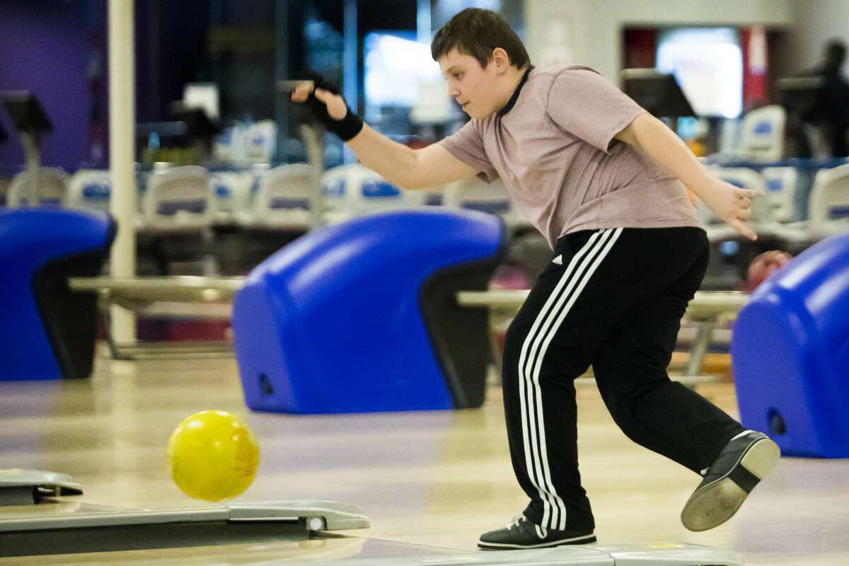 Youth bowling at Valley Lanes Feb. 9, 2019