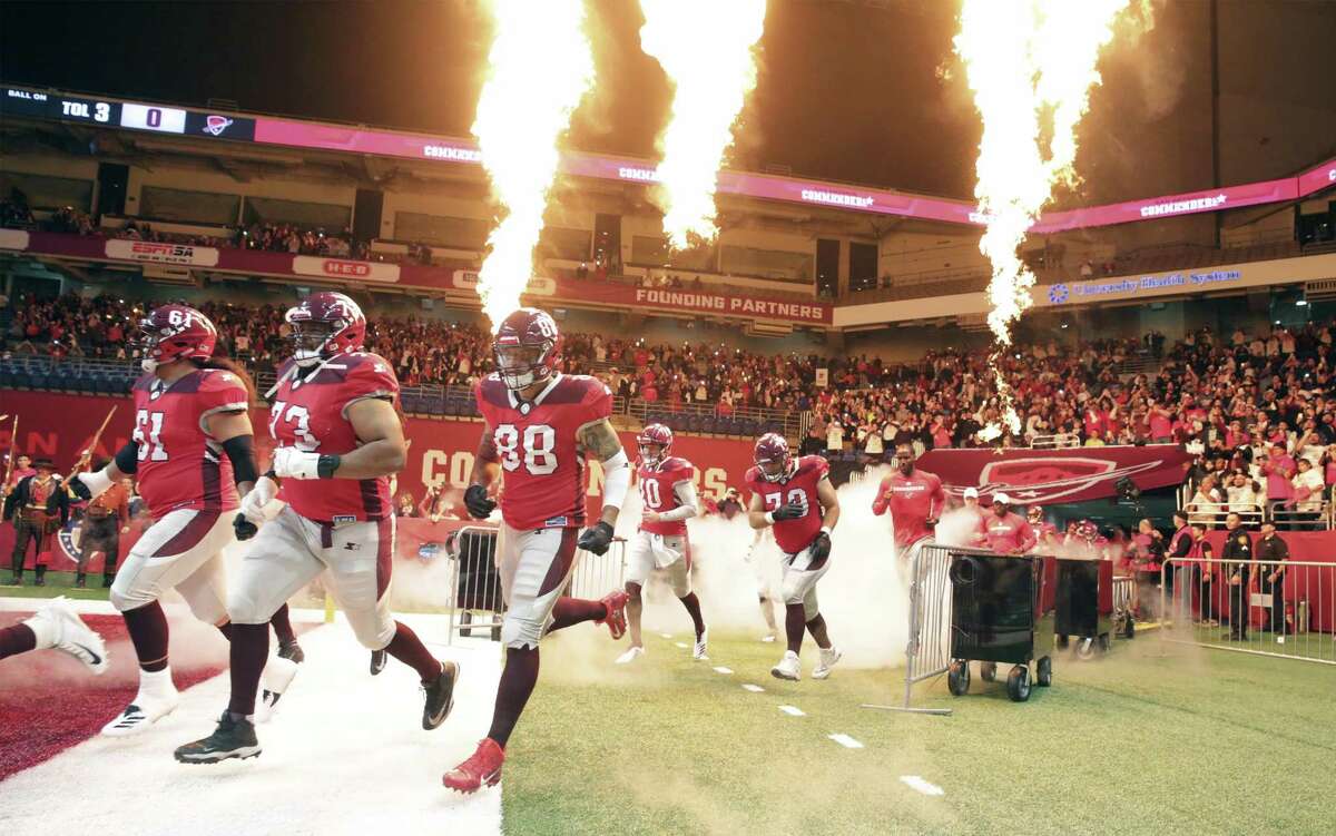 San Antonio Commanders Hold Open House at the Alamodome