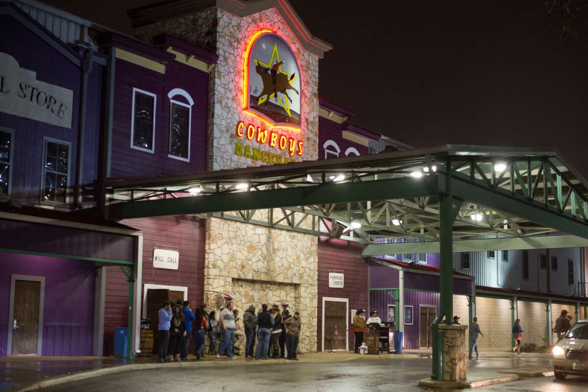Cowboys Dancehall wasn't cited for its long lines this weekend, according to SAFD.
