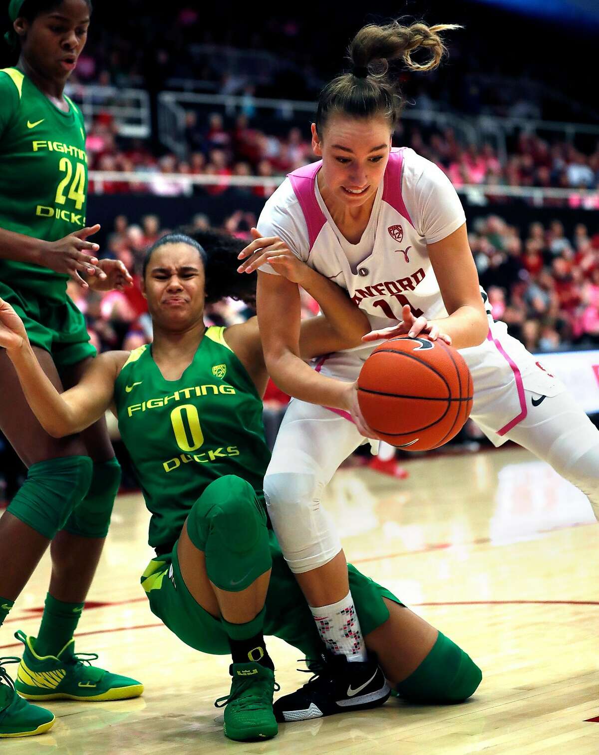 Stanford's Tara VanDerveer says Alanna Smith getting 'beat up' in the paint