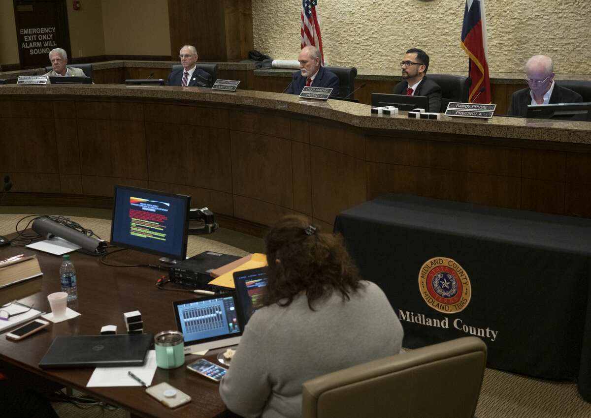 Midland County commissioners on Monday proposed a property tax rate that was lower than the previous year but higher than the effective rate.