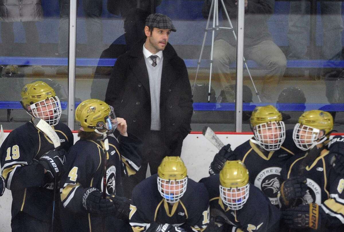 ND-Fairfield hockey coach steps aside