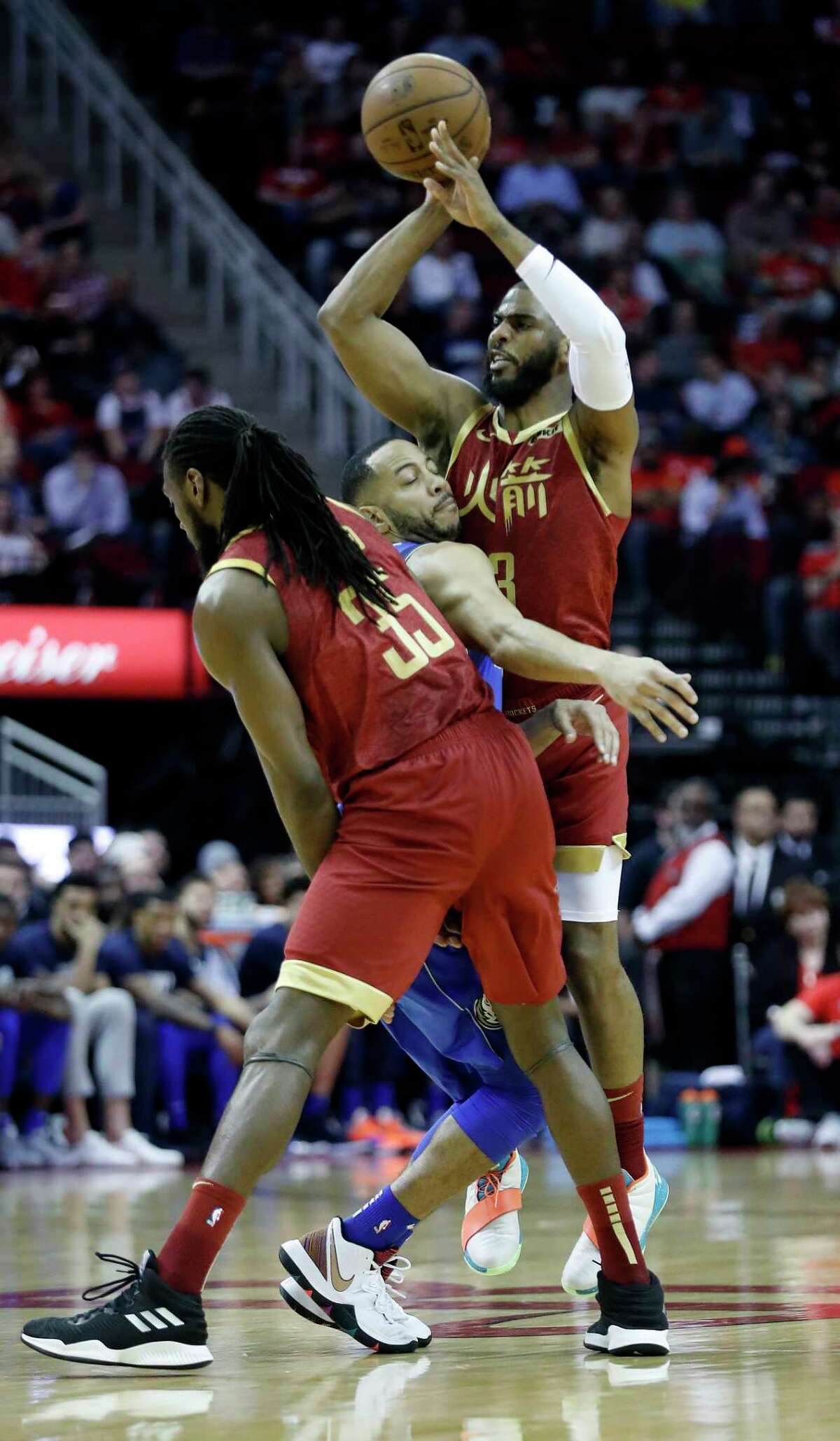 Rockets' Mike D'Antoni declares Chris Paul 'totally back'