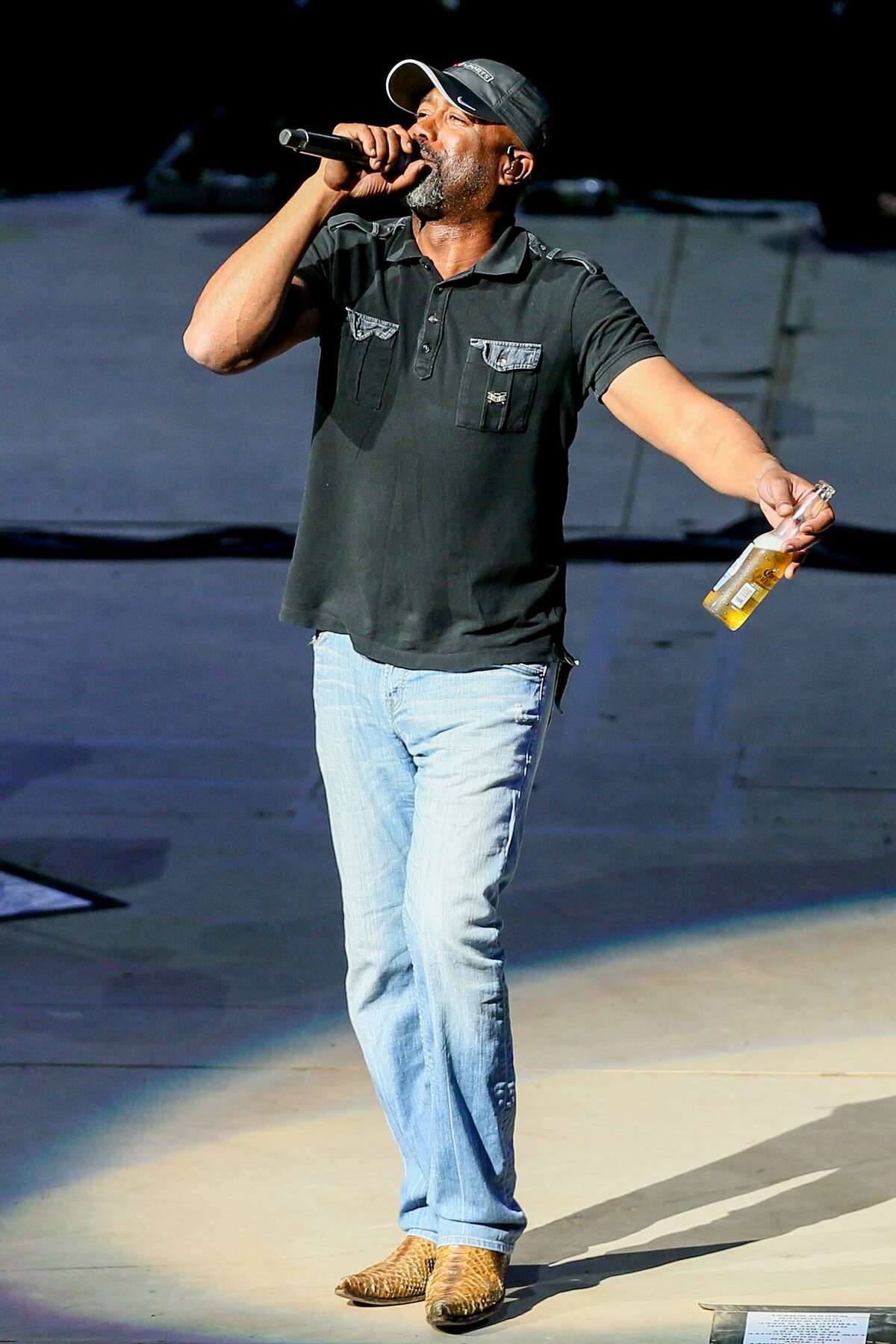 Review: Darius Rucker plays the hits — not just his — at San Antonio Rodeo