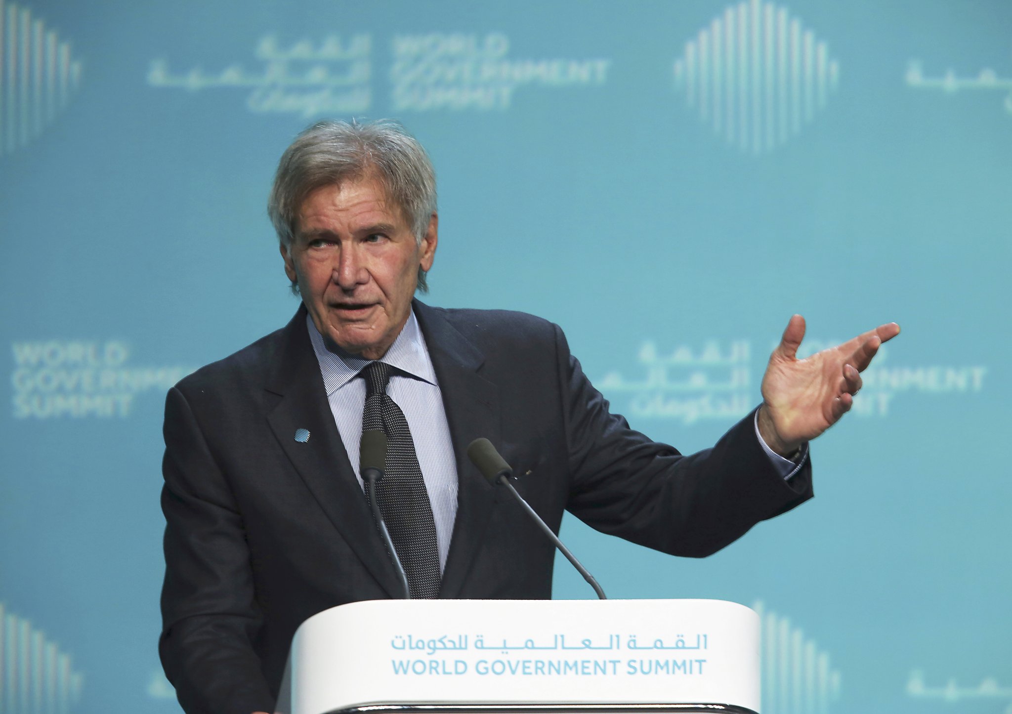 Harrison Ford knocks Trump, others who 'denigrate science'