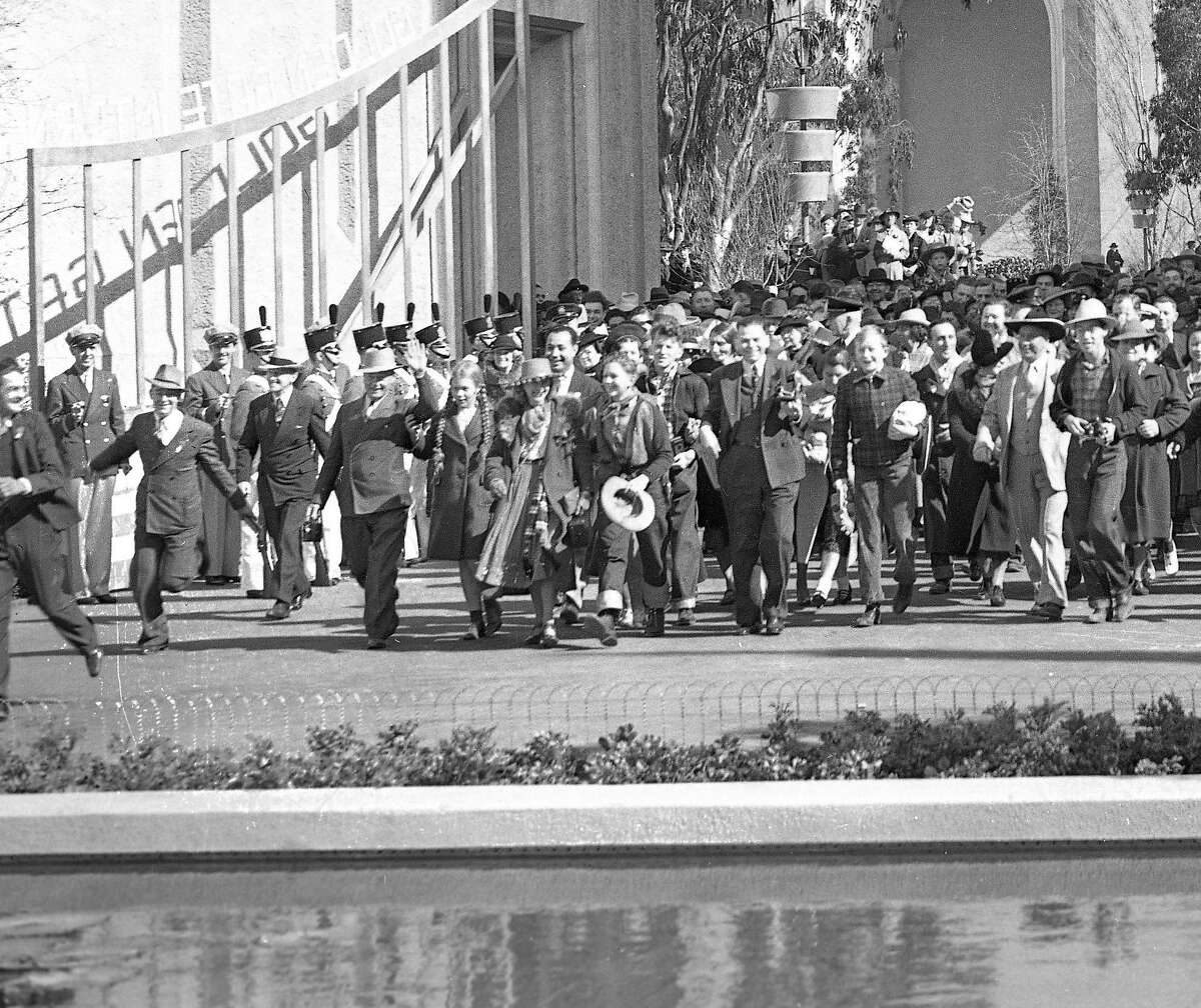 1939年2月18日，金门国际博览会开幕当天的照片