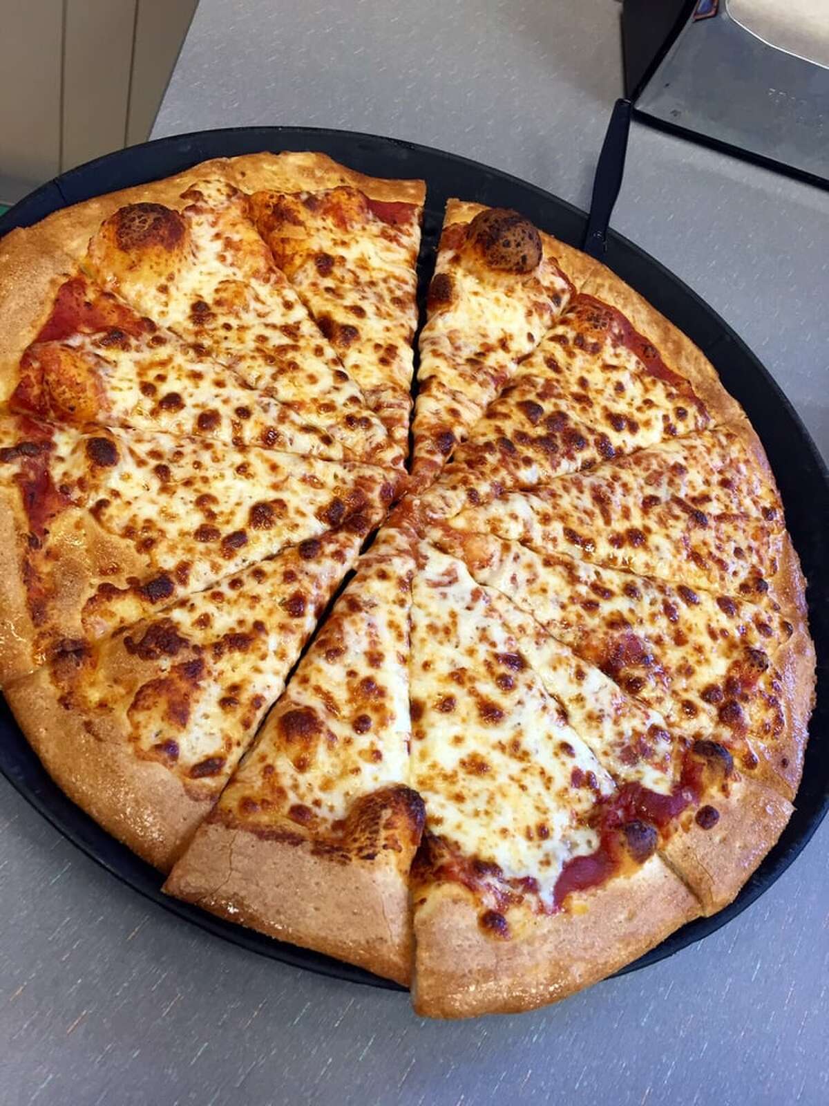 Conspiracy theory about Chuck E. Cheese pizza slices viewed by millions ...
