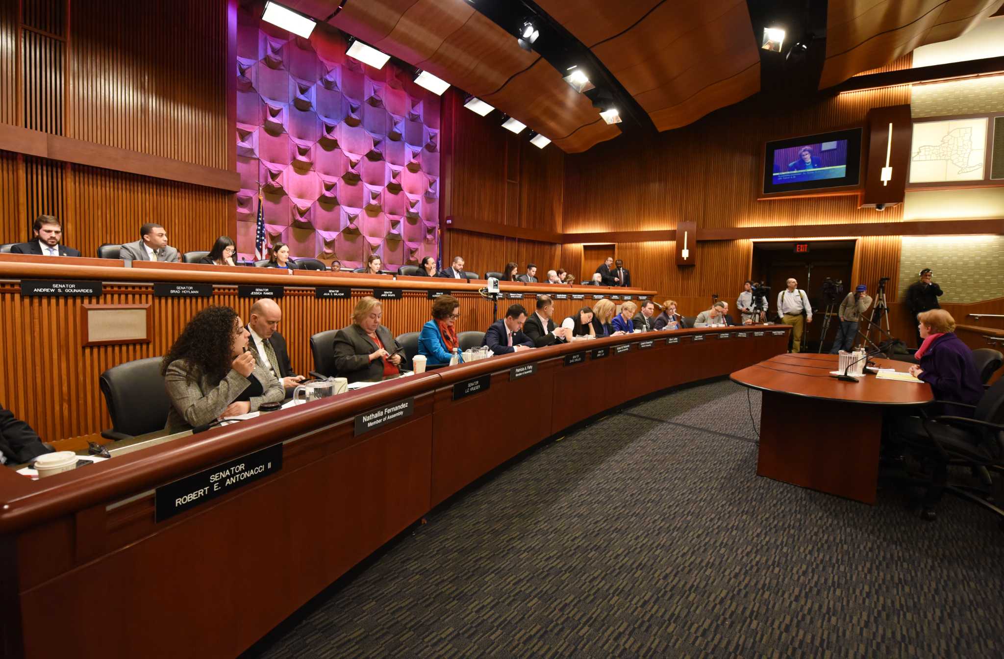 Loopholes remain in New York's sexual harassment laws - Vimarsana News