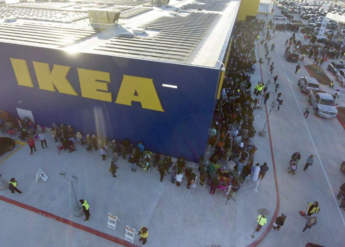 Except for cars backed up at 330 a.m., San Antonio area Ikea store