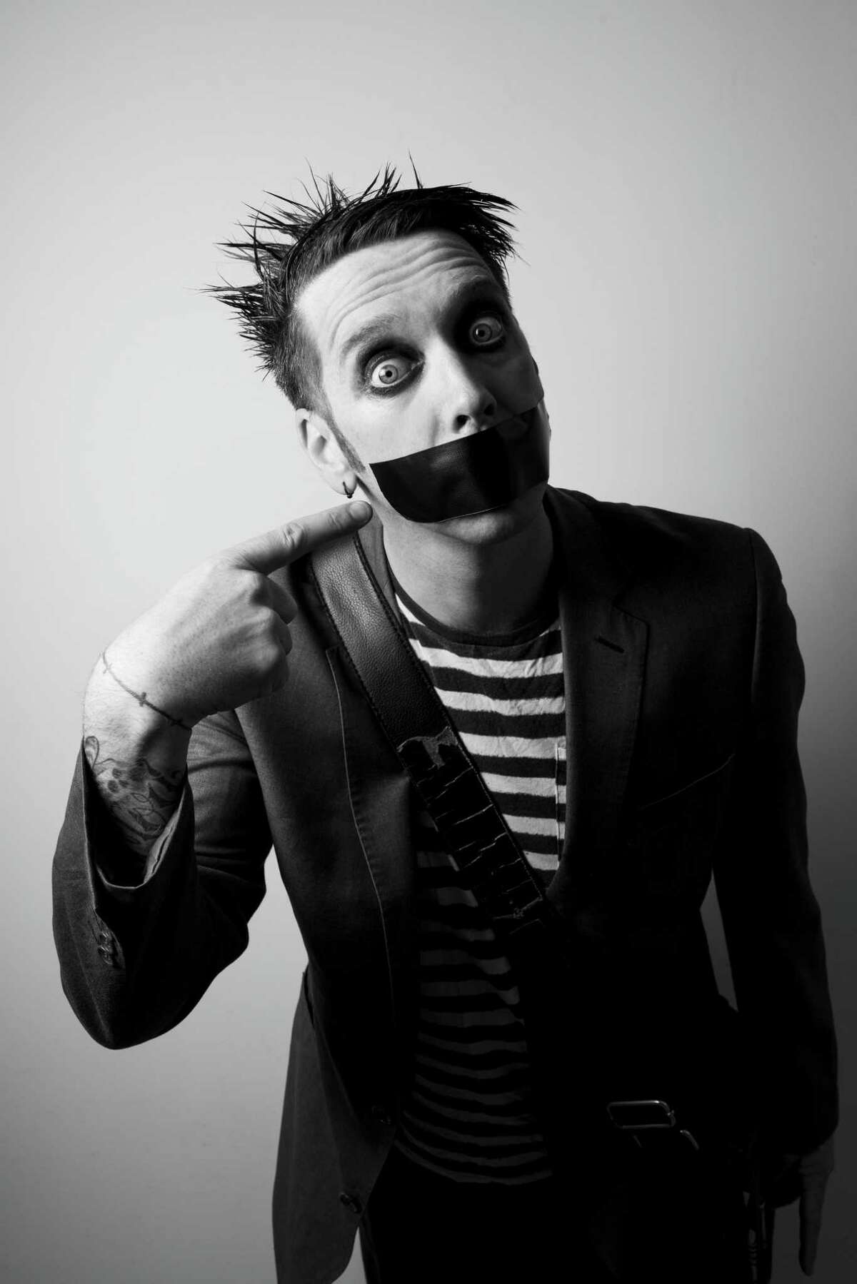 Tape Face Of ‘america’s Got Talent’ Fame Sticks With Ridgefield Playhouse