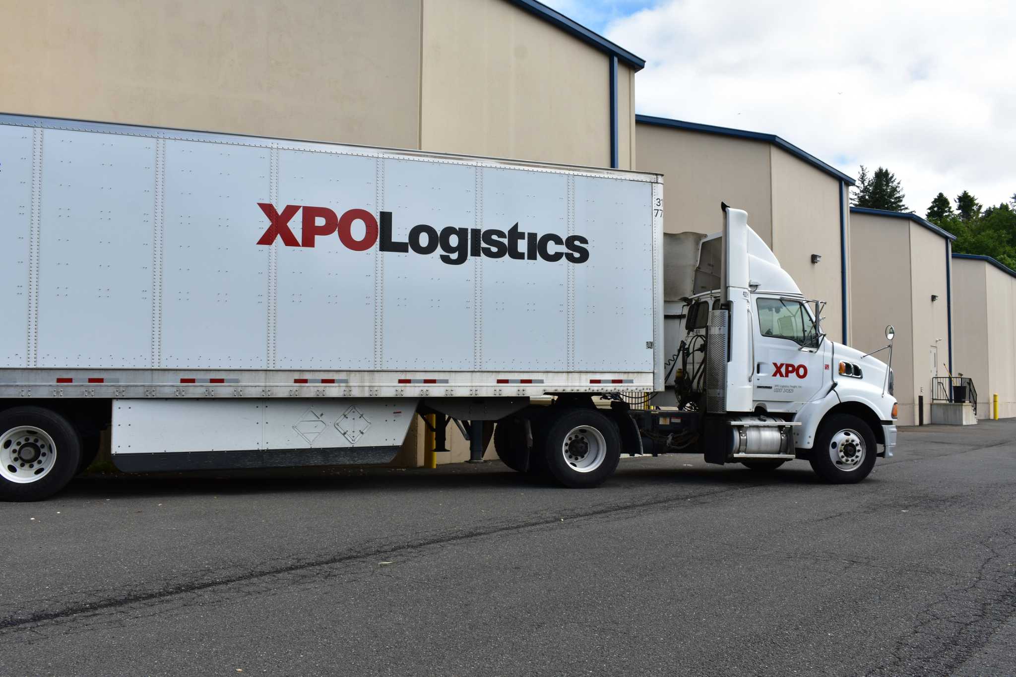 XPO Logistics to close controversial Tennessee facility