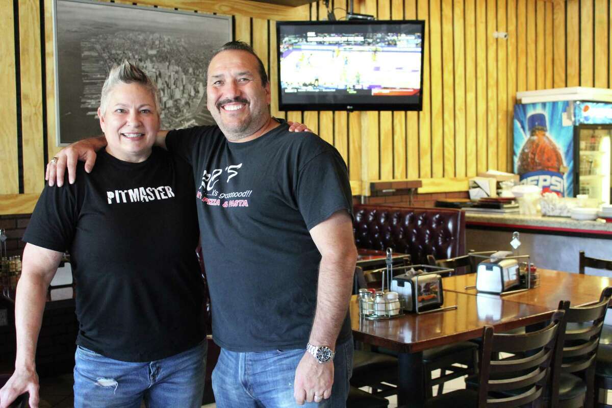 RC’s NYC Pizza creates barbecue menu with Kingwood-based Texas Q