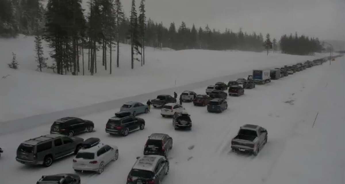 Multiple-vehicle Crash Near Donner Pass Creates Traffic Nightmare On I ...