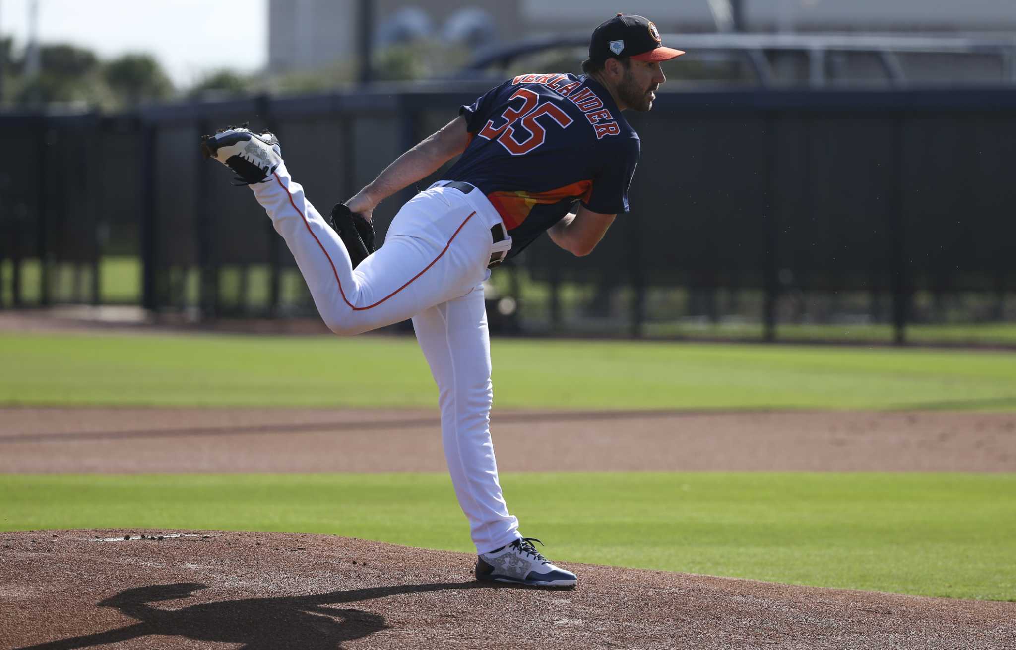 astros-justin-verlander-agree-to-contract-extension