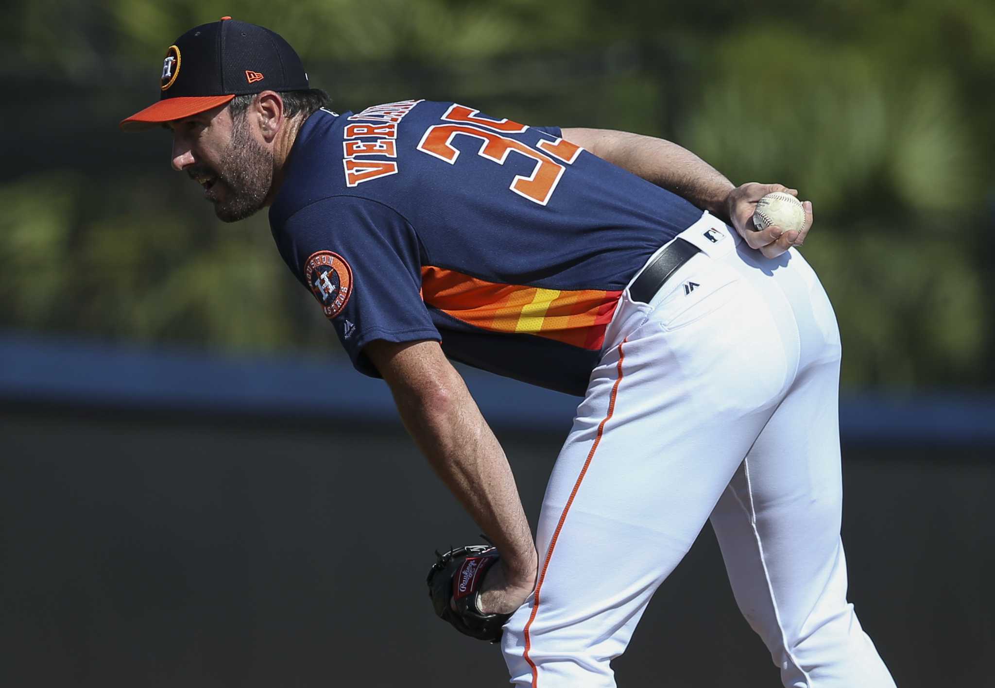 Astros' Yuli Gurriel seeing benefits of weight loss at spring training