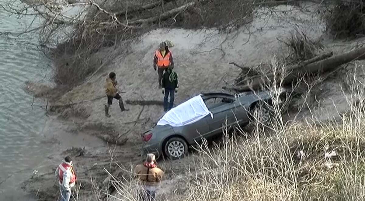 Body Car Found Submerged In Trinity River During Search For Houston Woman 1774