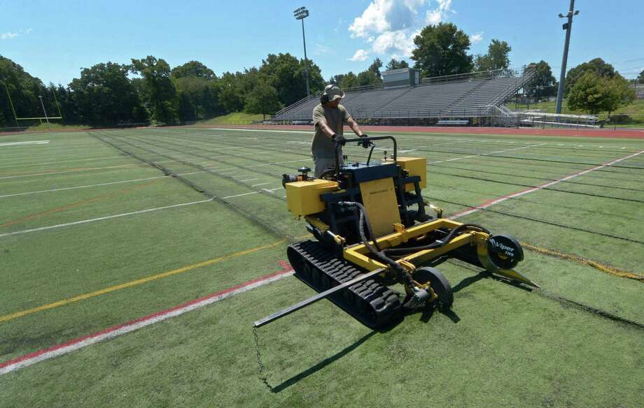Proposed artificial turf ban gains ground in CT Connecticut Post