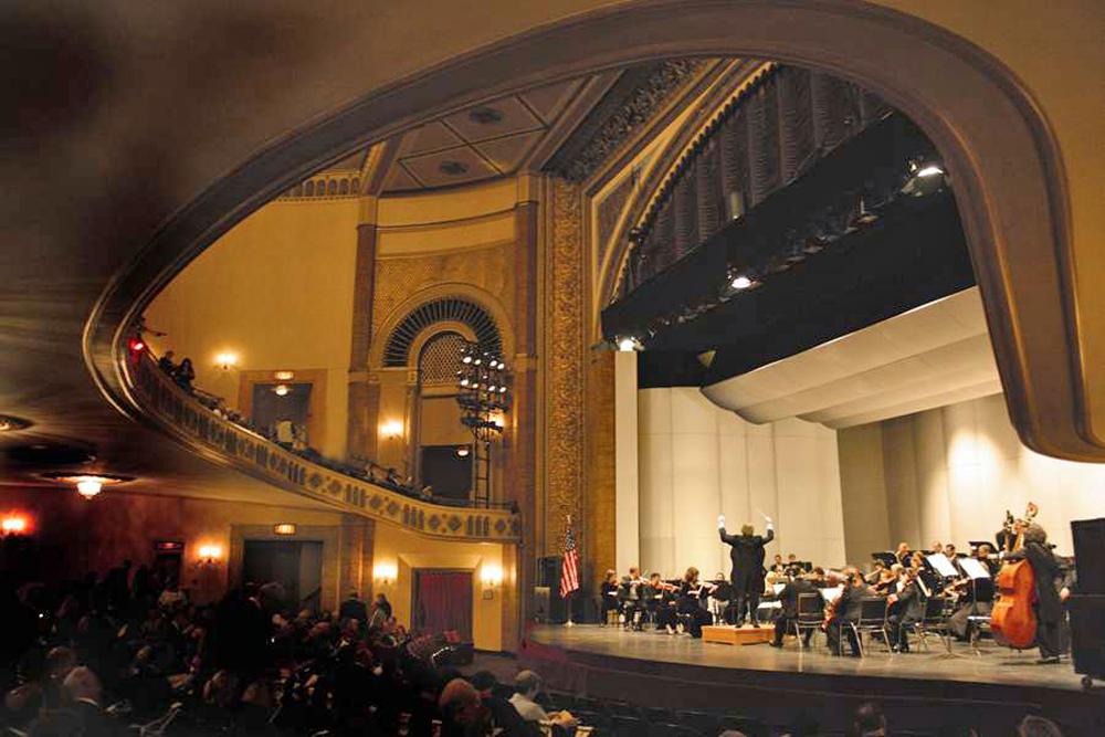 Stamford Symphony performs 'The Path to Jupiter' program at Palace Theatre