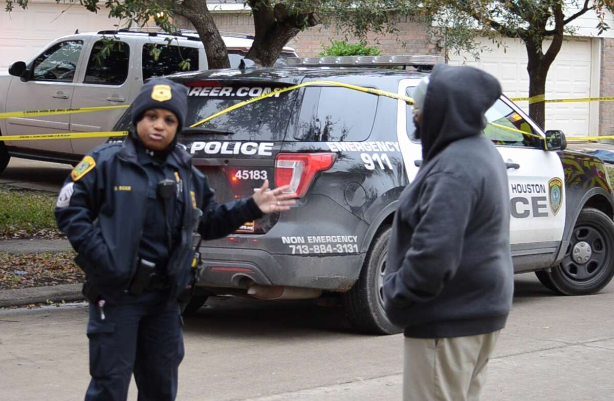 Police identify 1 of 2 south Houston shooting victims